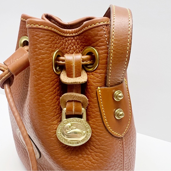 Vintage Dooney & Bourke Mini Bucket Drawstring Shoulder Bag Cognac Leather - Picture 11 of 16